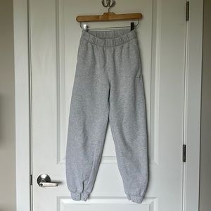 women’s hollister sweat pants